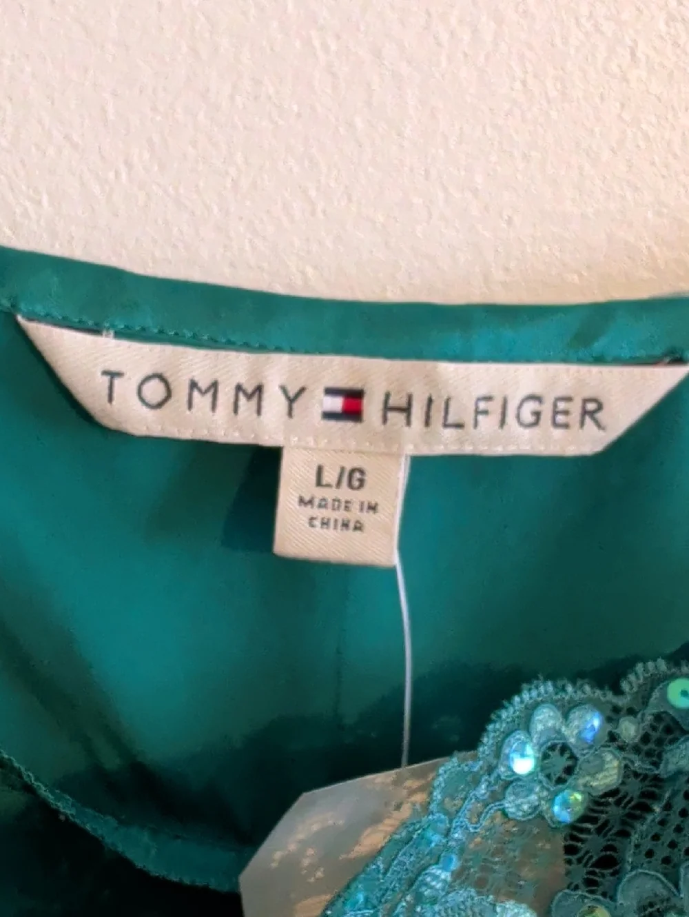TOMMY HILFIGER y2k silk tank - size large - Picture 2 of 13
